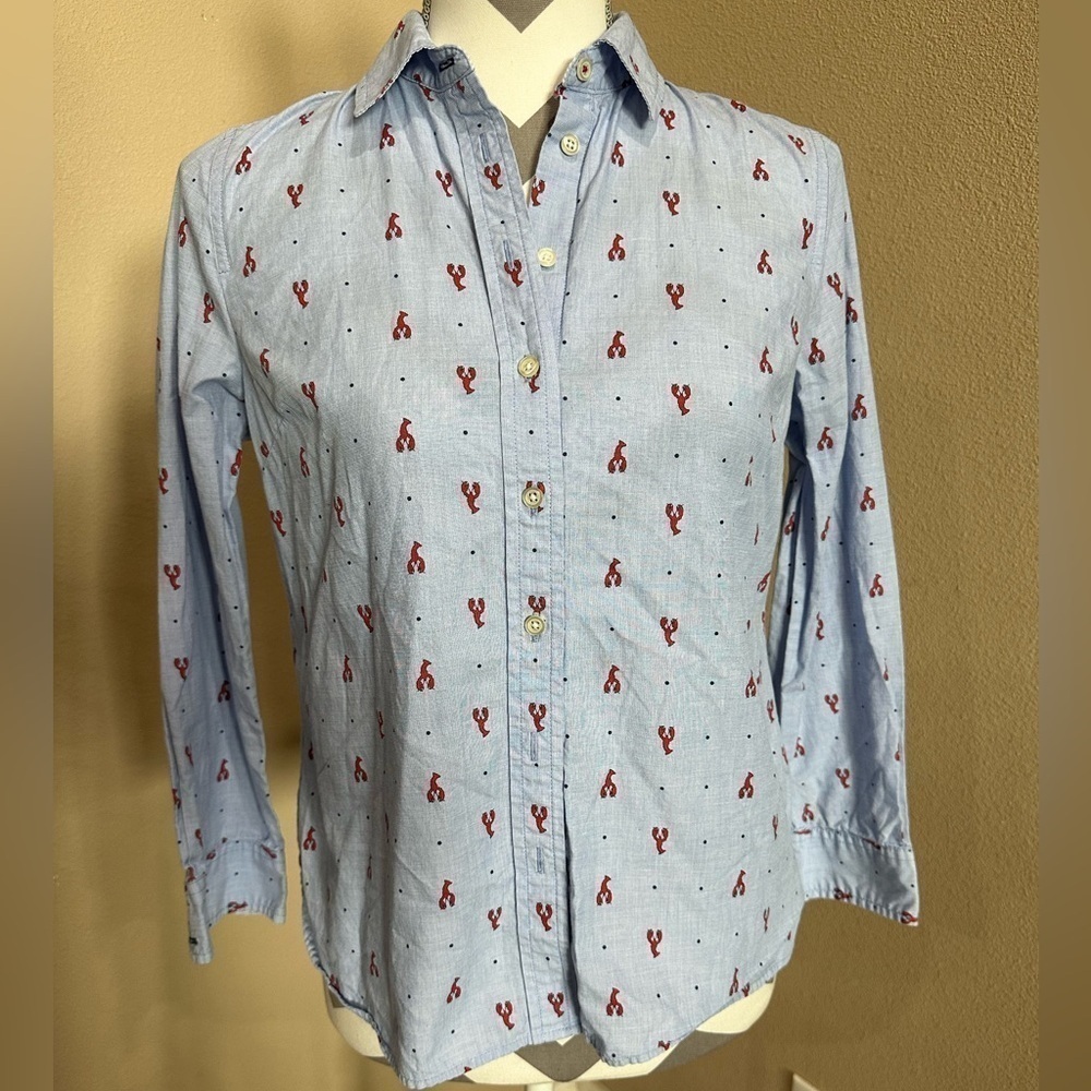 TALBOTS Women’s Cotton Button down crawfish/lobster shirt
